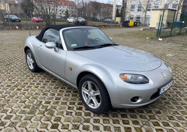 Mazda MX-5 cena 33000 przebieg: 197000, rok produkcji 2006 z Rumia małe 466